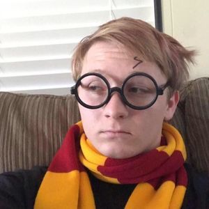 Meet your Posher, Cameron